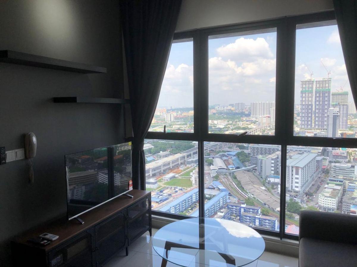 Lucky Continew 1 Bedroom - Trx Kl